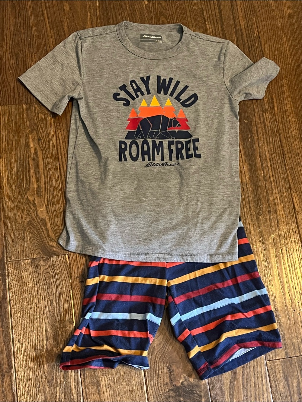 SALE 3/$15 kids Eddie Bauer Pajama Set